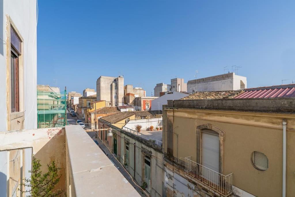 Sirakousai Sweet Home Сиракузы Экстерьер фото